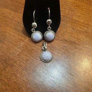 925 Elegant Silver and Gray Dangle Earrings